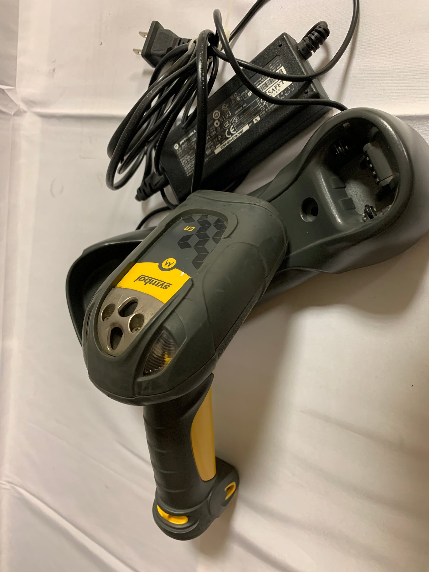 LS3578 Scanner and cradle Kit (Refurbished)
